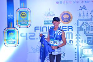 BIB: 
                            <button type="button" onclick="openModal(23805866)" class="btn btn-primary btn-sm float-right btn-popup" data-toggle="modal" data-target=".modal-high-quality">
                        <i class="fas fa-shopping-cart"></i> Add to Cart
                    </button>
                                            <button type="button" onclick="isThisMe(23805866, true)" class="btn btn-success btn-sm float-right btn-popup btn-isme hidden" data-toggle="tooltip" data-placement="bottom" title="นี่คือรูปของคุณใช่ไหม คลิกที่นี่เพื่อเอาเข้าอัลบั้ม">
                        <i class="fas fa-plus"></i> Add to album
                    </button>
                    <button type="button" onclick="isThisMe(23805866, false)" class="btn btn-warning btn-sm float-right btn-popup btn-isnotme hidden">
                        <i class="fas fa-ban"></i> Remove from album
                    </button>